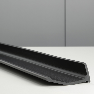 Kotflügelverbreiterung universal TREKFINDER | 110 mm breit | 300 cm lang (Meterware auf Rolle) | inkl. TÜV® | Modellreihe: Freiburg | zum schrauben